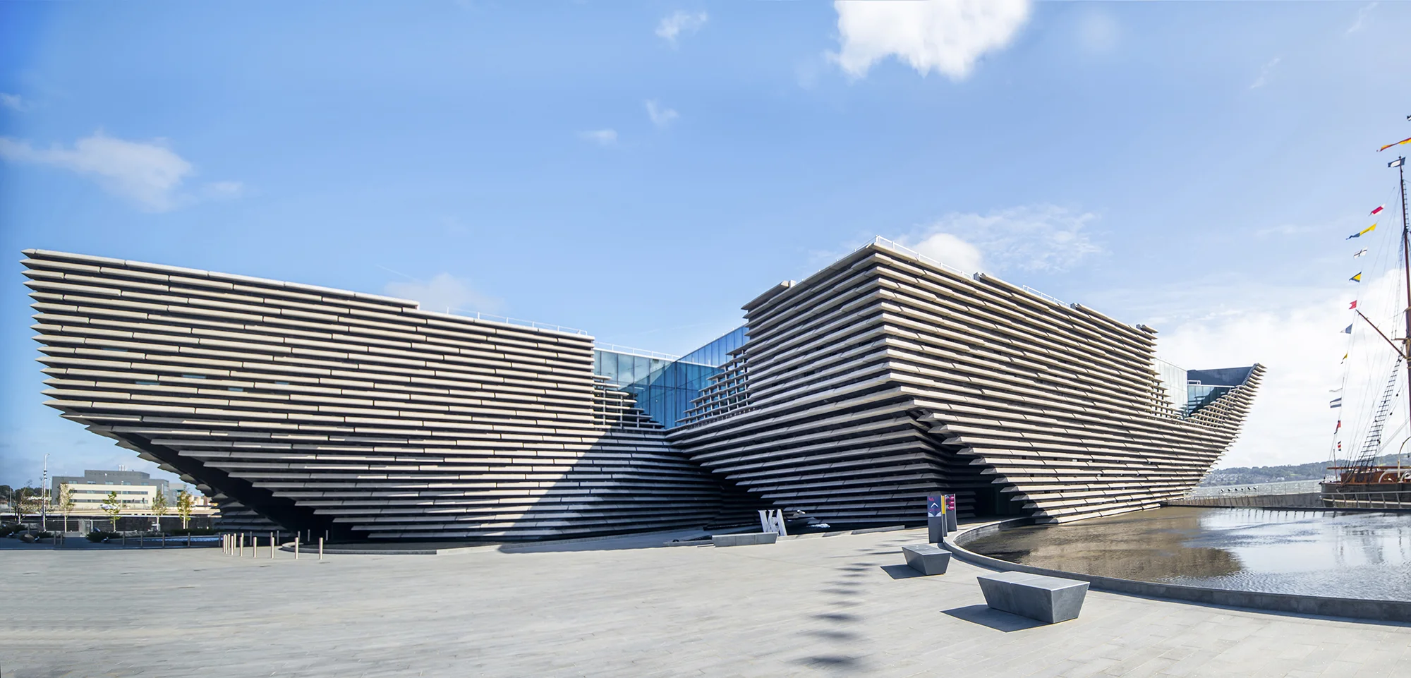 V&A Dundee By Kengo Kuma — Tim Fisher